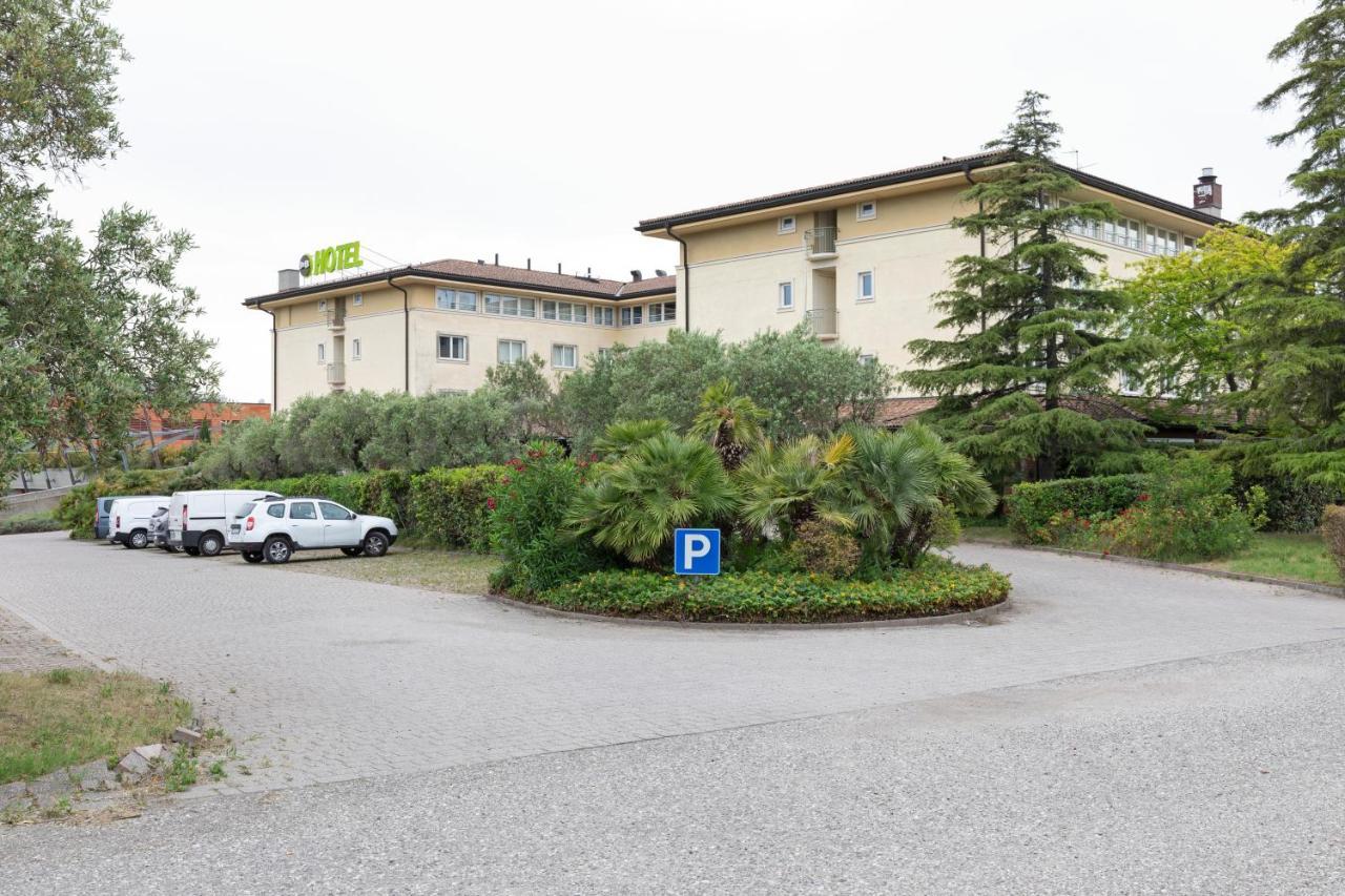 B&B Hotel Affi - Lago Di Garda Luaran gambar